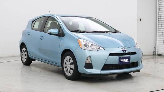 TOYOTA PRIUS C 2013 JTDKDTB35D1055047 image